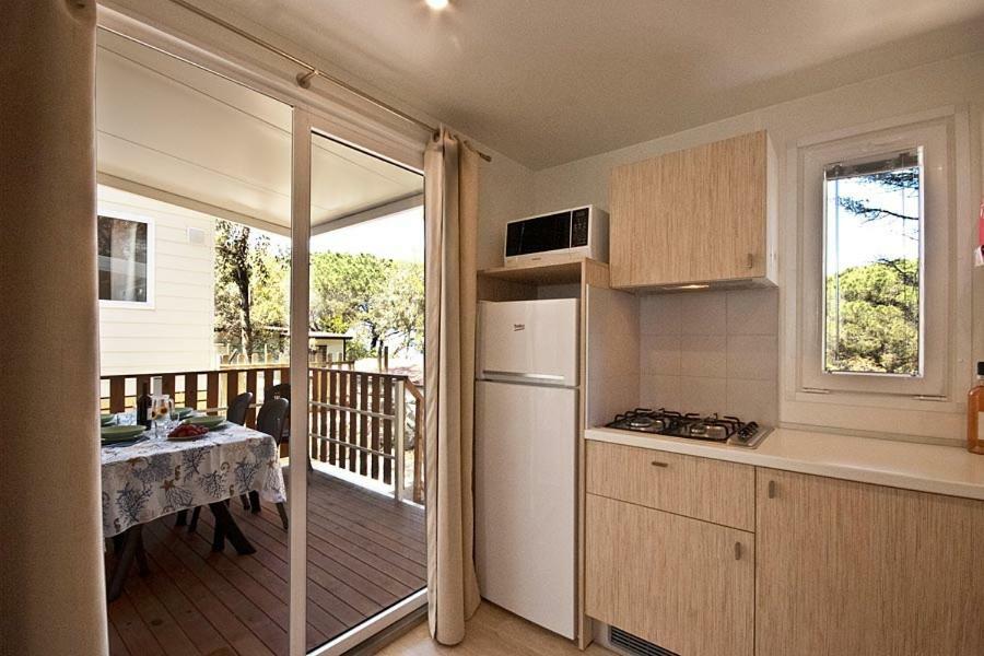 Acquaviva Village Camping 费拉约港 外观 照片