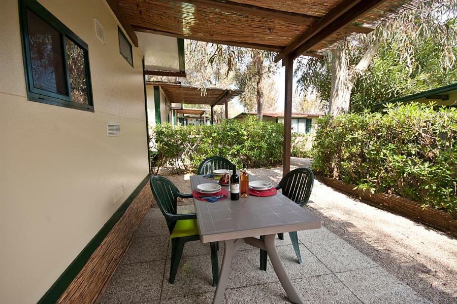Acquaviva Village Camping 费拉约港 外观 照片